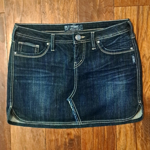 Silver Jeans Janet Skirt - Picture 1 of 5